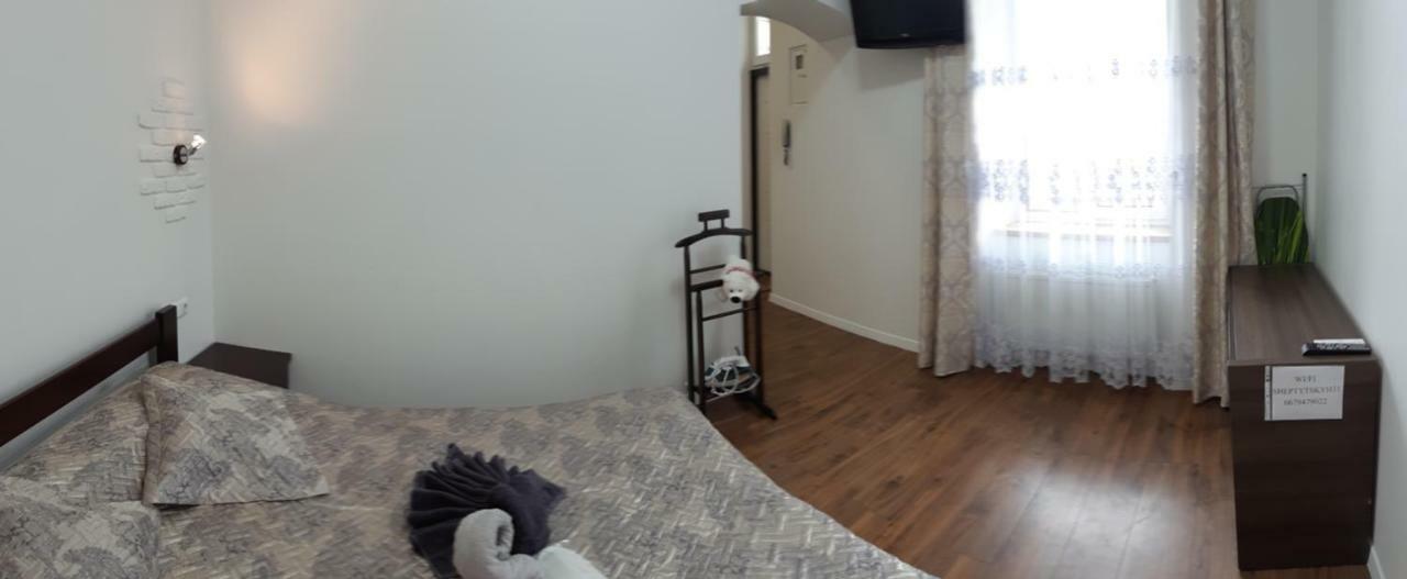 Transfer Apartment Lviv Exterior photo